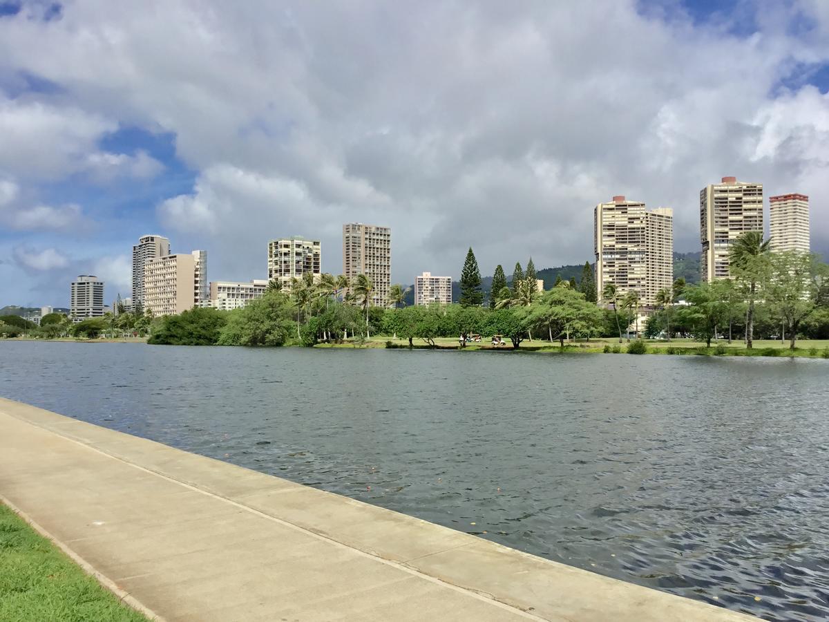 Holiday Surf Hotel Honolulu Luaran gambar